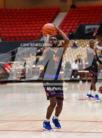 Thumbnail 1 in Landry-Walker vs Pine Bluff (King Cotton Classic) photogallery.