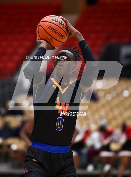 Thumbnail 1 in Landry-Walker vs Pine Bluff (King Cotton Classic) photogallery.