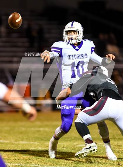 Thumbnail 1 in Jacksboro @ Millsap photogallery.