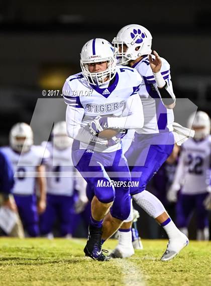 Thumbnail 3 in Jacksboro @ Millsap photogallery.