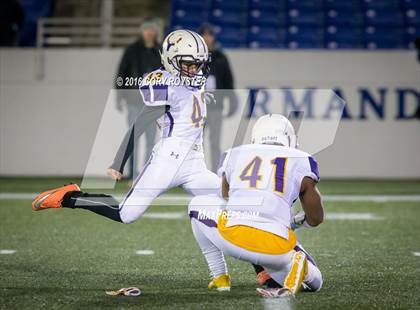 Thumbnail 1 in Elkton vs. Walkersville (MPSSAA 2A Final) photogallery.