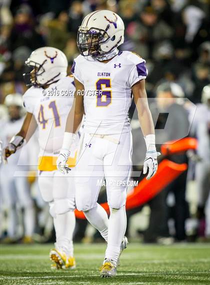 Thumbnail 2 in Elkton vs. Walkersville (MPSSAA 2A Final) photogallery.