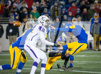 Thumbnail 3 in Elkton vs. Walkersville (MPSSAA 2A Final) photogallery.