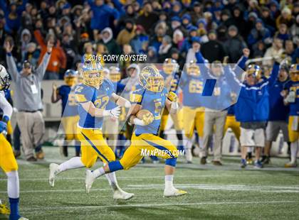Thumbnail 2 in Elkton vs. Walkersville (MPSSAA 2A Final) photogallery.