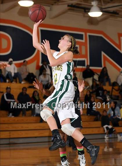 Thumbnail 2 in Monterey Trial vs. Argonaut (Cosumnes Oaks Classic) photogallery.