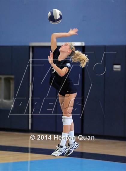 Thumbnail 3 in Corona del Mar vs Tesoro (Mohs Classic) photogallery.