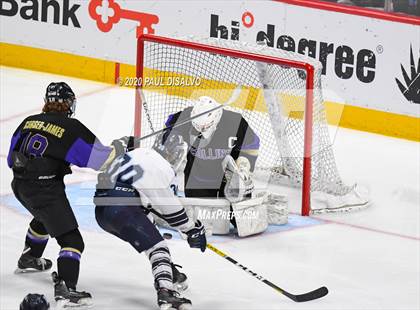 Thumbnail 3 in Valor Christian vs. Fort Collins (CHSAA State Final) photogallery.