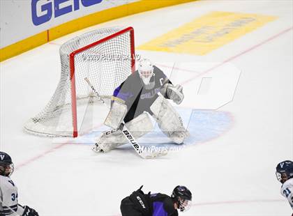 Thumbnail 3 in Valor Christian vs. Fort Collins (CHSAA State Final) photogallery.