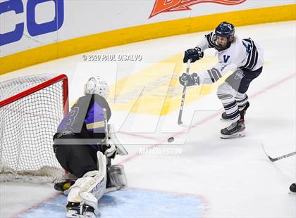 Thumbnail 3 in Valor Christian vs. Fort Collins (CHSAA State Final) photogallery.