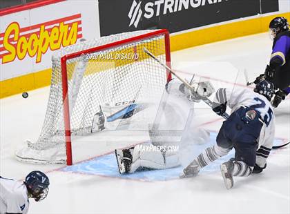 Thumbnail 3 in Valor Christian vs. Fort Collins (CHSAA State Final) photogallery.