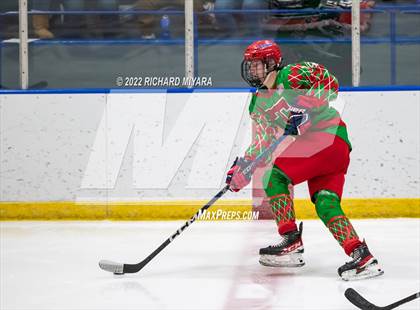 Thumbnail 3 in Concord vs Trinity (Brian C. Stone Christmas Tournament) photogallery.