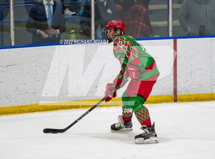 Thumbnail 3 in Concord vs Trinity (Brian C. Stone Christmas Tournament) photogallery.