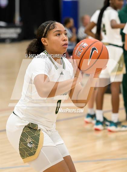 Thumbnail 2 in Volcano Vista vs. Long Beach Poly (Nike Tournament of Champions) photogallery.