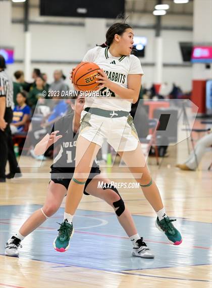 Thumbnail 3 in Volcano Vista vs. Long Beach Poly (Nike Tournament of Champions) photogallery.