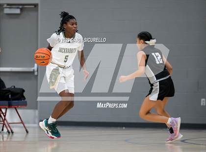 Thumbnail 1 in Volcano Vista vs. Long Beach Poly (Nike Tournament of Champions) photogallery.