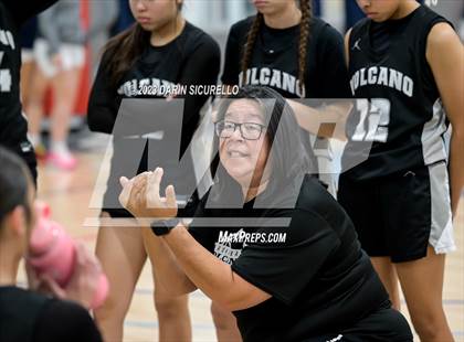 Thumbnail 1 in Volcano Vista vs. Long Beach Poly (Nike Tournament of Champions) photogallery.