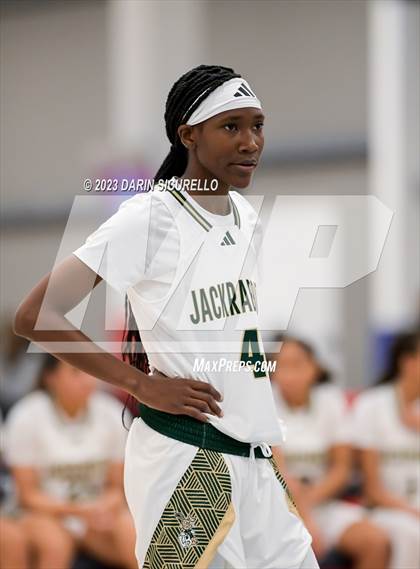 Thumbnail 2 in Volcano Vista vs. Long Beach Poly (Nike Tournament of Champions) photogallery.