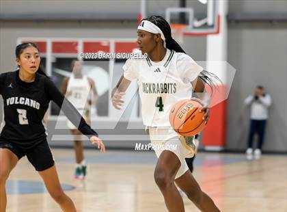 Thumbnail 1 in Volcano Vista vs. Long Beach Poly (Nike Tournament of Champions) photogallery.