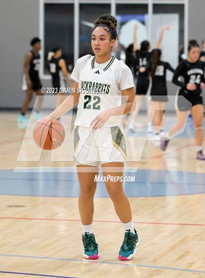 Thumbnail 3 in Volcano Vista vs. Long Beach Poly (Nike Tournament of Champions) photogallery.