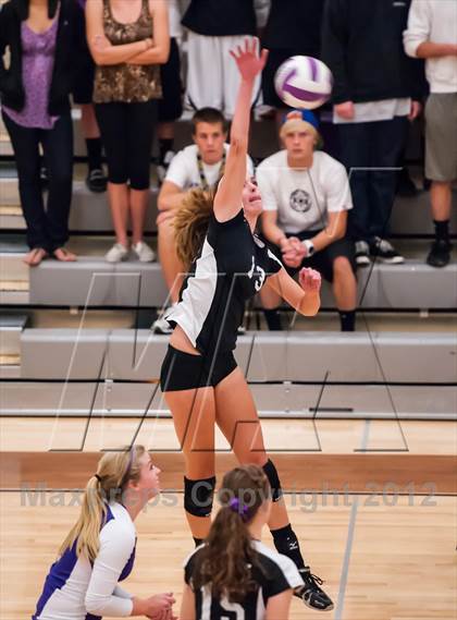 Thumbnail 1 in ThunderRidge @ Douglas County photogallery.