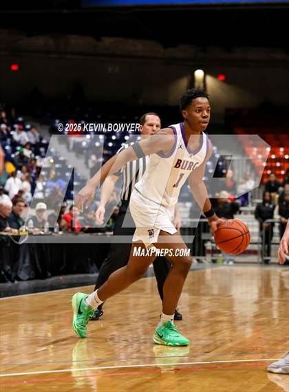 Thumbnail 3 in Olentangy Liberty vs Reynoldsburg (OHSAA D1 Regional Final) photogallery.