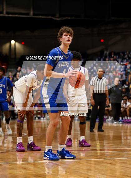 Thumbnail 1 in Olentangy Liberty vs Reynoldsburg (OHSAA D1 Regional Final) photogallery.