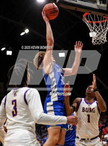 Thumbnail 1 in Olentangy Liberty vs Reynoldsburg (OHSAA D1 Regional Final) photogallery.