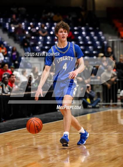 Thumbnail 1 in Olentangy Liberty vs Reynoldsburg (OHSAA D1 Regional Final) photogallery.