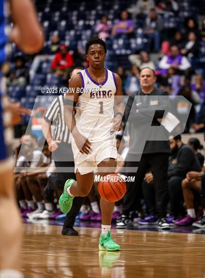 Thumbnail 3 in Olentangy Liberty vs Reynoldsburg (OHSAA D1 Regional Final) photogallery.
