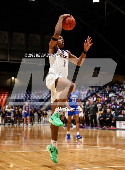 Thumbnail 2 in Olentangy Liberty vs Reynoldsburg (OHSAA D1 Regional Final) photogallery.
