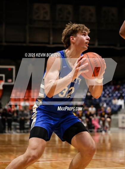 Thumbnail 2 in Olentangy Liberty vs Reynoldsburg (OHSAA D1 Regional Final) photogallery.
