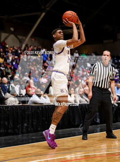 Thumbnail 2 in Olentangy Liberty vs Reynoldsburg (OHSAA D1 Regional Final) photogallery.