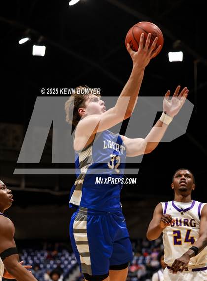 Thumbnail 2 in Olentangy Liberty vs Reynoldsburg (OHSAA D1 Regional Final) photogallery.
