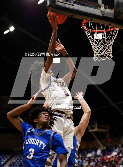 Thumbnail 2 in Olentangy Liberty vs Reynoldsburg (OHSAA D1 Regional Final) photogallery.