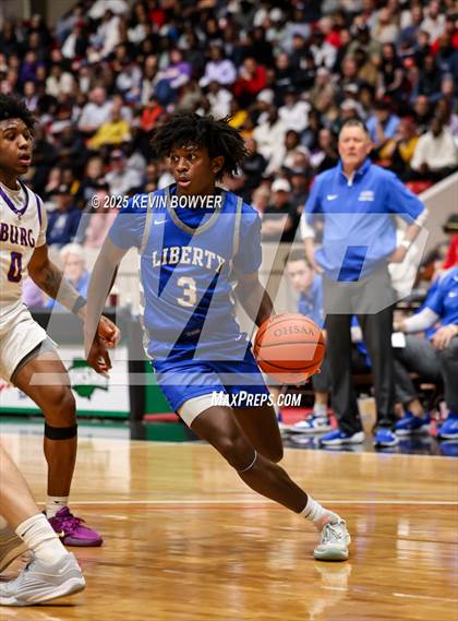 Thumbnail 3 in Olentangy Liberty vs Reynoldsburg (OHSAA D1 Regional Final) photogallery.