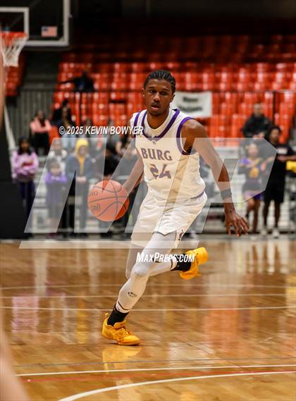 Thumbnail 3 in Olentangy Liberty vs Reynoldsburg (OHSAA D1 Regional Final) photogallery.