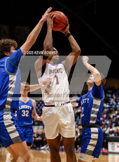 Thumbnail 3 in Olentangy Liberty vs Reynoldsburg (OHSAA D1 Regional Final) photogallery.