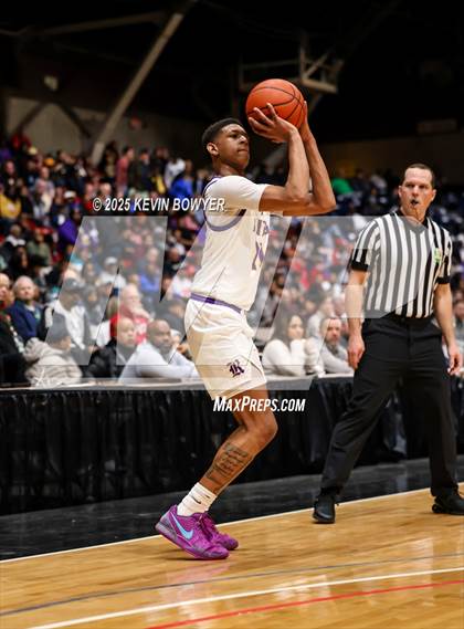 Thumbnail 1 in Olentangy Liberty vs Reynoldsburg (OHSAA D1 Regional Final) photogallery.