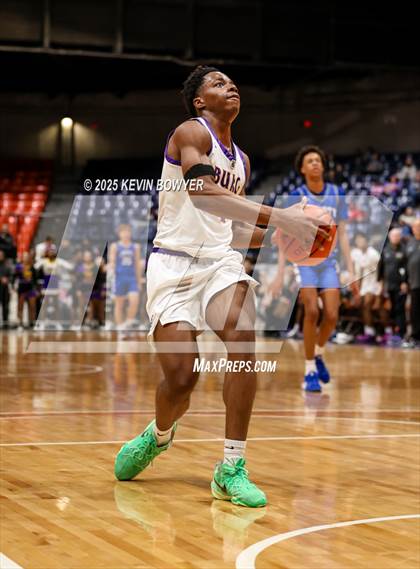 Thumbnail 3 in Olentangy Liberty vs Reynoldsburg (OHSAA D1 Regional Final) photogallery.