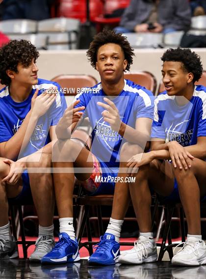 Thumbnail 1 in Olentangy Liberty vs Reynoldsburg (OHSAA D1 Regional Final) photogallery.