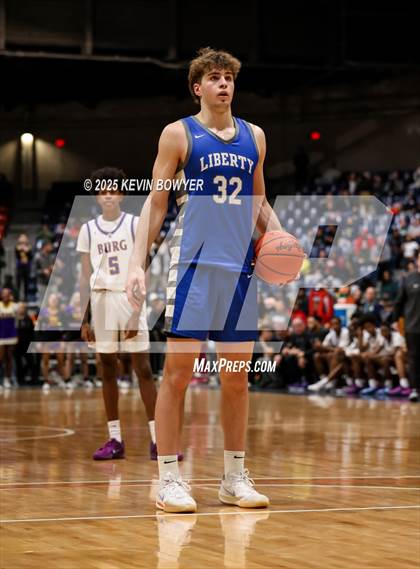 Thumbnail 1 in Olentangy Liberty vs Reynoldsburg (OHSAA D1 Regional Final) photogallery.