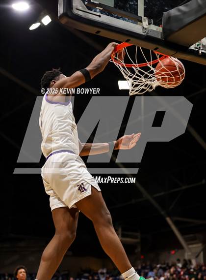 Thumbnail 1 in Olentangy Liberty vs Reynoldsburg (OHSAA D1 Regional Final) photogallery.