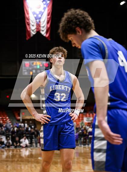 Thumbnail 3 in Olentangy Liberty vs Reynoldsburg (OHSAA D1 Regional Final) photogallery.