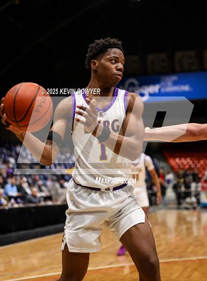 Thumbnail 3 in Olentangy Liberty vs Reynoldsburg (OHSAA D1 Regional Final) photogallery.
