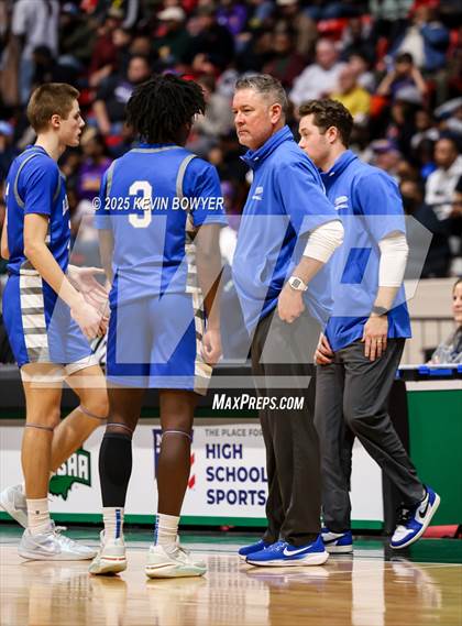 Thumbnail 1 in Olentangy Liberty vs Reynoldsburg (OHSAA D1 Regional Final) photogallery.