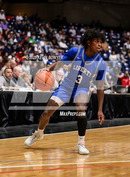 Thumbnail 1 in Olentangy Liberty vs Reynoldsburg (OHSAA D1 Regional Final) photogallery.