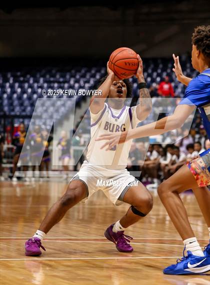 Thumbnail 3 in Olentangy Liberty vs Reynoldsburg (OHSAA D1 Regional Final) photogallery.