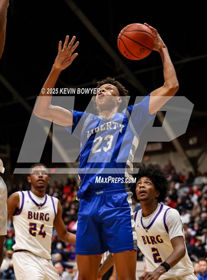 Thumbnail 1 in Olentangy Liberty vs Reynoldsburg (OHSAA D1 Regional Final) photogallery.