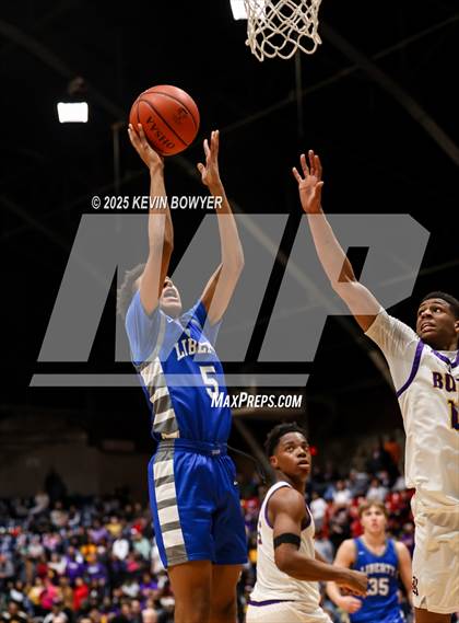 Thumbnail 1 in Olentangy Liberty vs Reynoldsburg (OHSAA D1 Regional Final) photogallery.