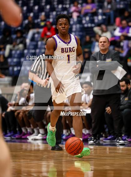 Thumbnail 2 in Olentangy Liberty vs Reynoldsburg (OHSAA D1 Regional Final) photogallery.